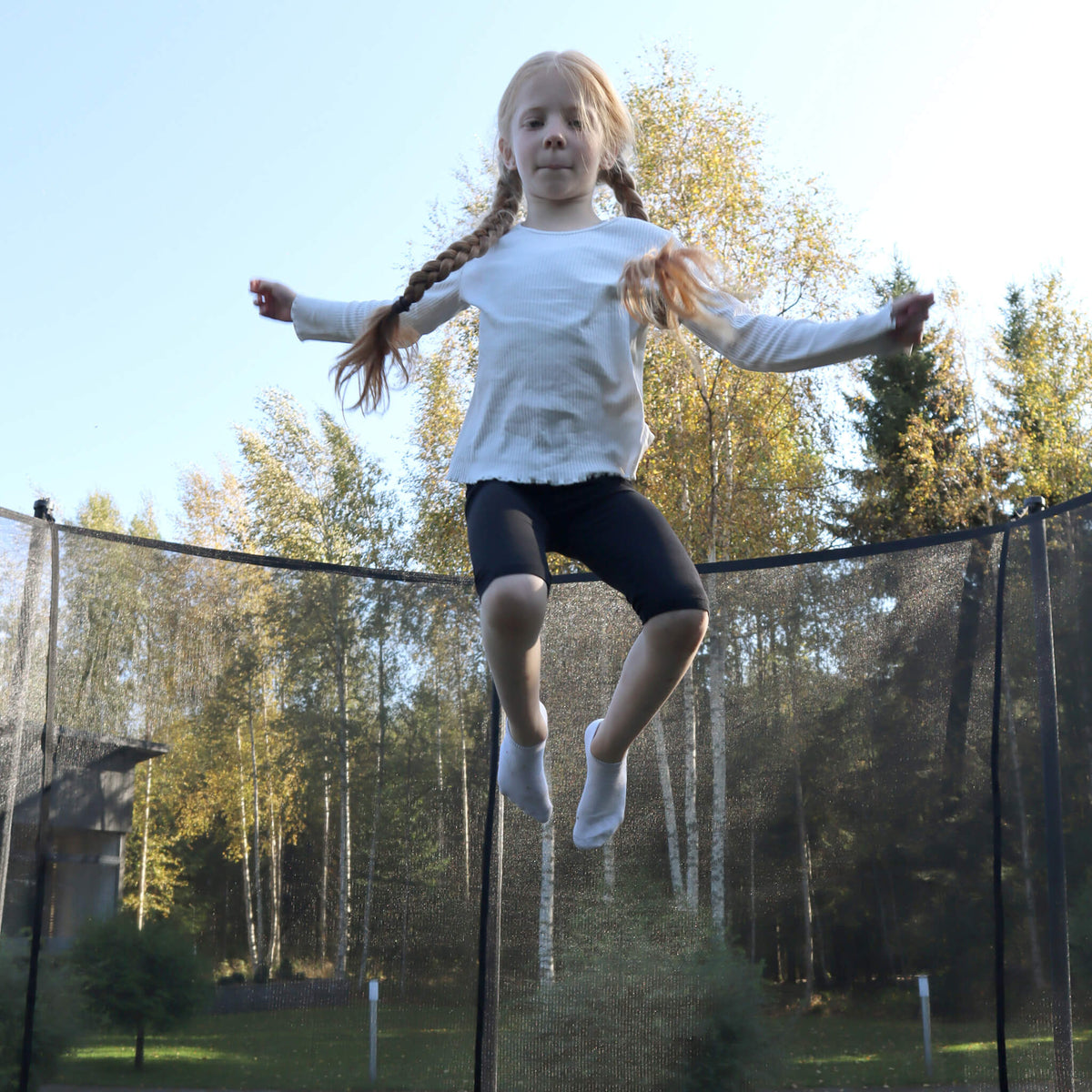 ACON Air 4,6m Round Trampoline with Safety Net and Ladder (3)